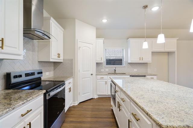 Building Photo - 364 Bonita St