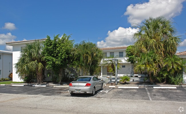 Primary Photo - Middle River Apartments