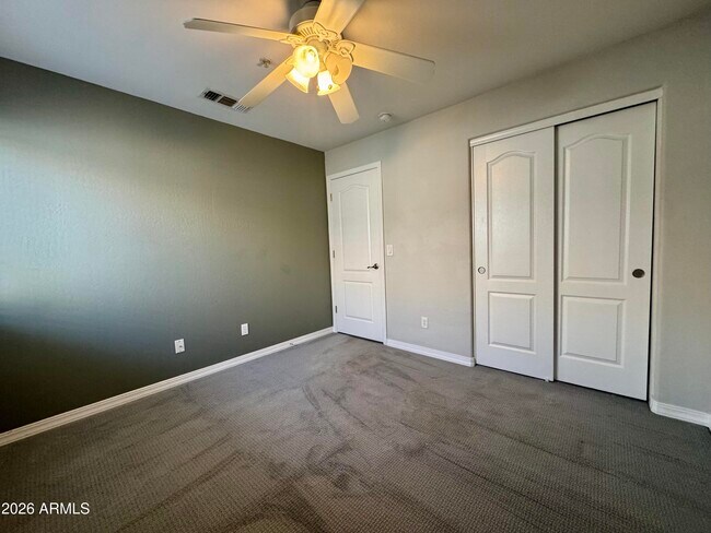 Building Photo - 8667 E Pinchot Ave