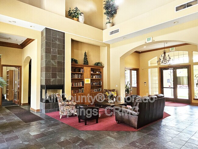 Building Photo - 3975 Rivera Grv