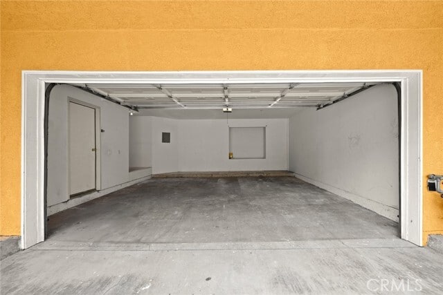 Building Photo - 319 California St