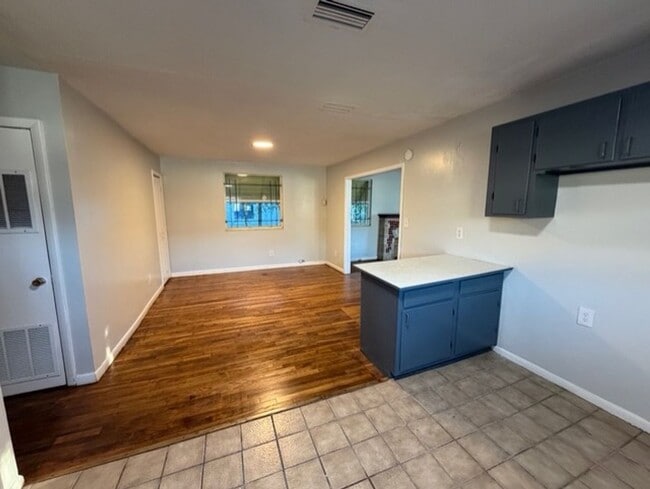 Building Photo - Comfortable 3-Bedroom Home for Rent