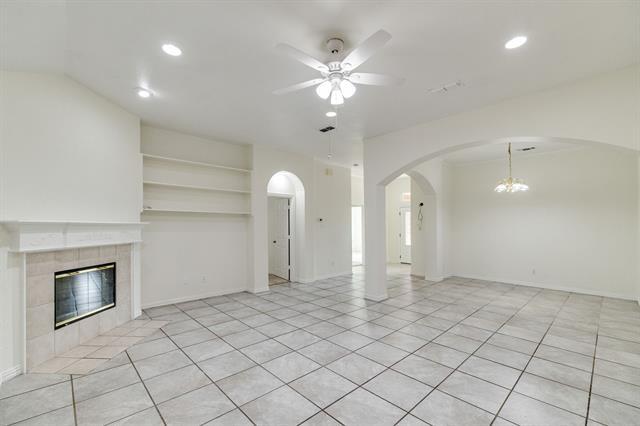 Building Photo - 1131 Indy Cir