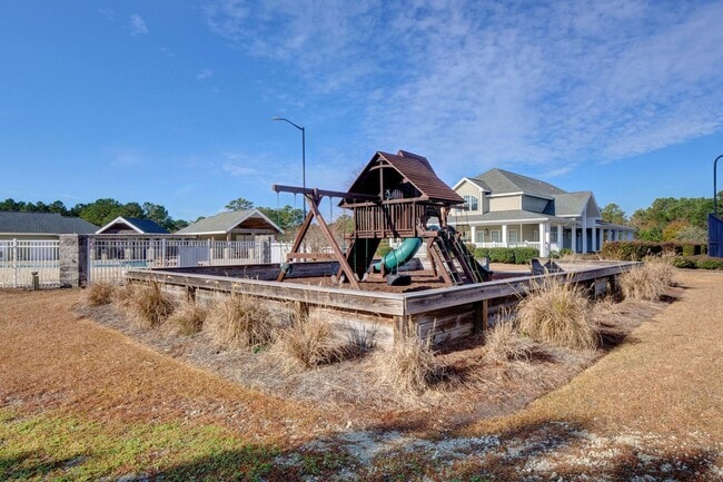 Building Photo - 255 Mimosa Dr