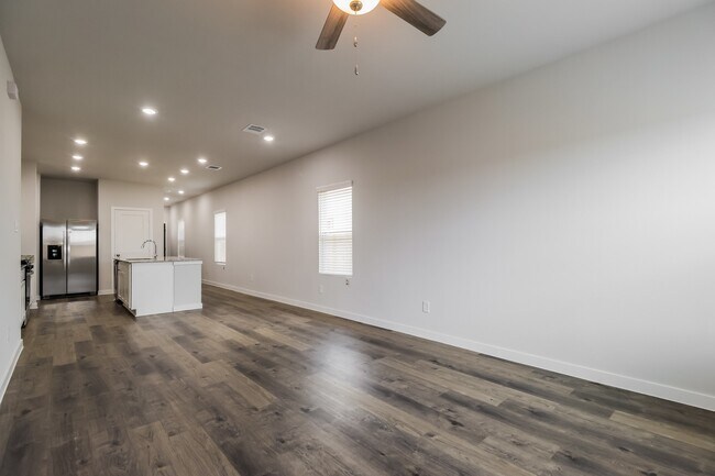 Building Photo - 17322 Gentle Doves Ln