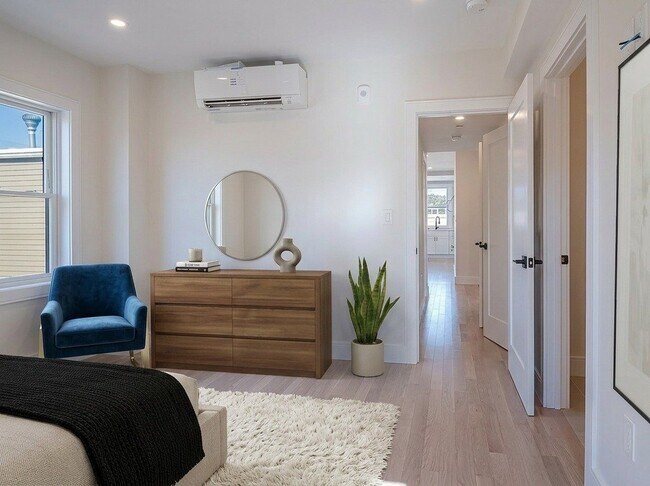 Building Photo - 59 Gove St