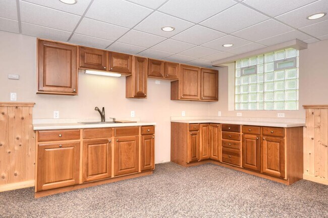 Building Photo - 540 S Calhoun Rd