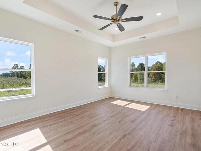 Building Photo - Highland Meadows Lot 4