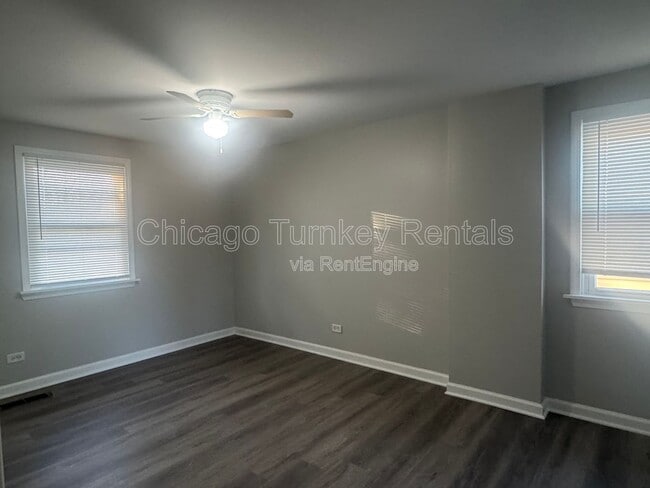 Building Photo - 1542 Shirley Dr