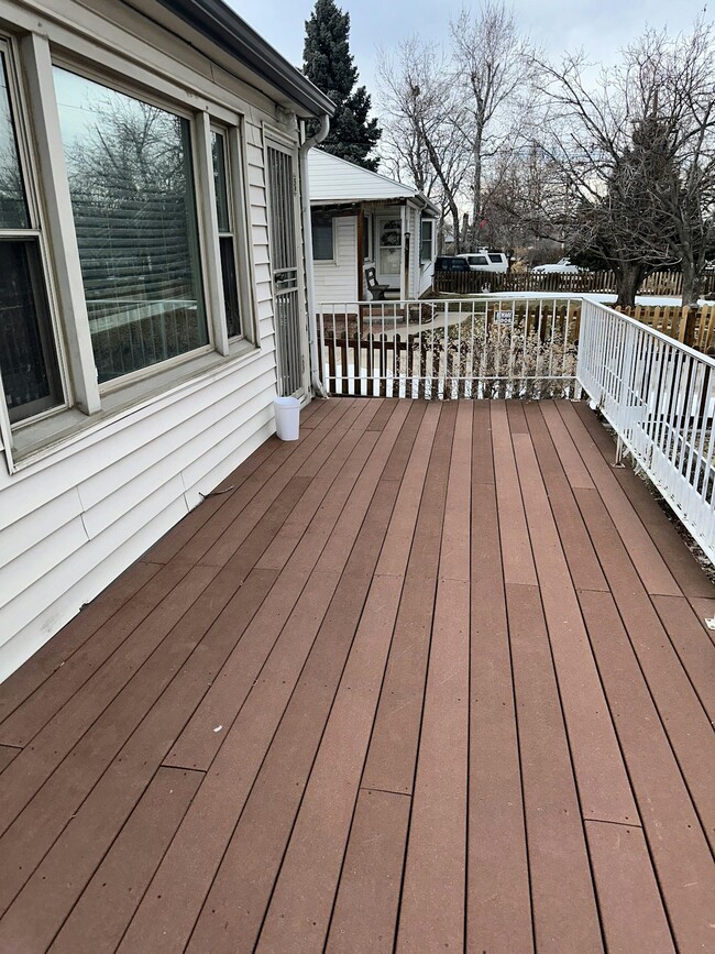 Building Photo - 99 S Lamar St