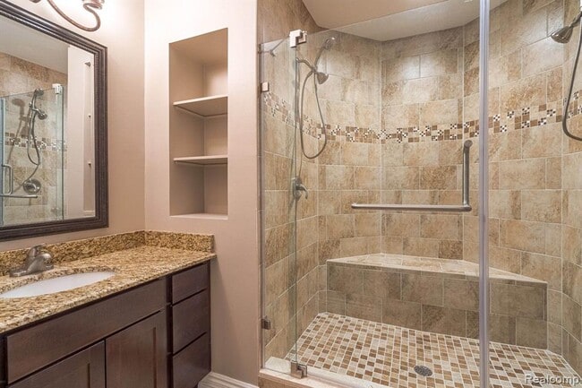 Building Photo - 4906 Stonehenge Dr