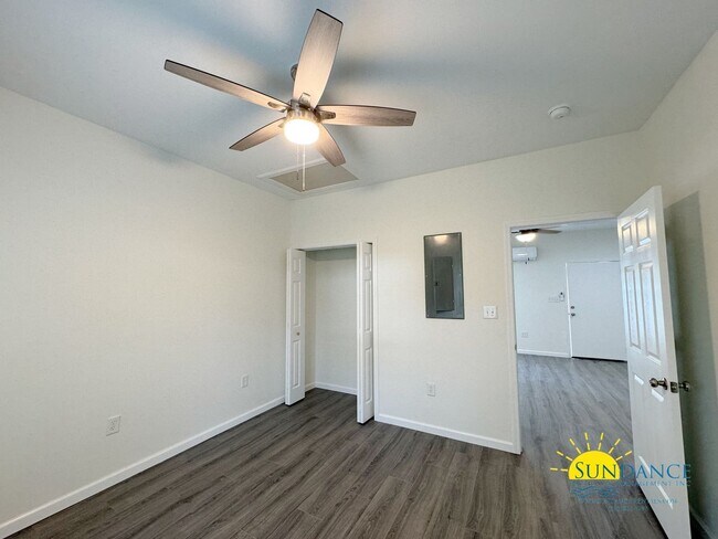 Building Photo - Charming & Centrally Located Duplex 2BR in Fort Walton Beach!