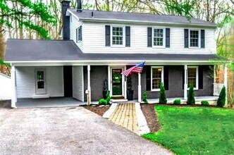 Building Photo - 30020 Tomahawk Ct