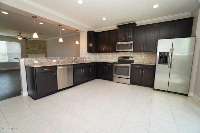 Building Photo - 4314 Ellipse Dr