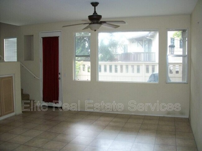 Building Photo - 1866 Via Capri St