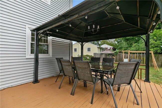 Building Photo - 12 Granada Ter