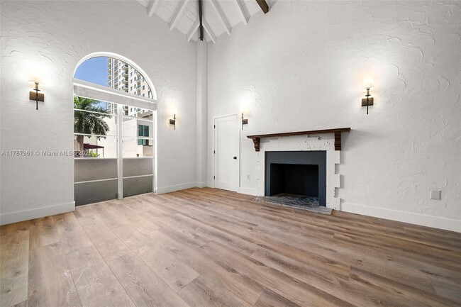Building Photo - 2411 Biscayne Blvd