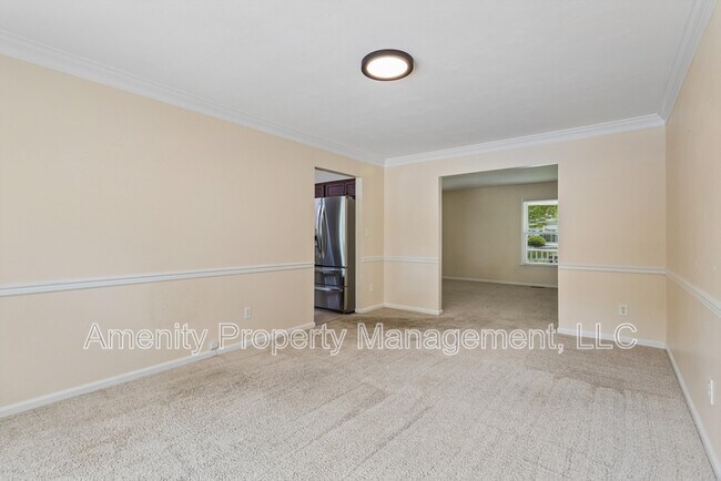 Building Photo - 1012 Austenwood Ct