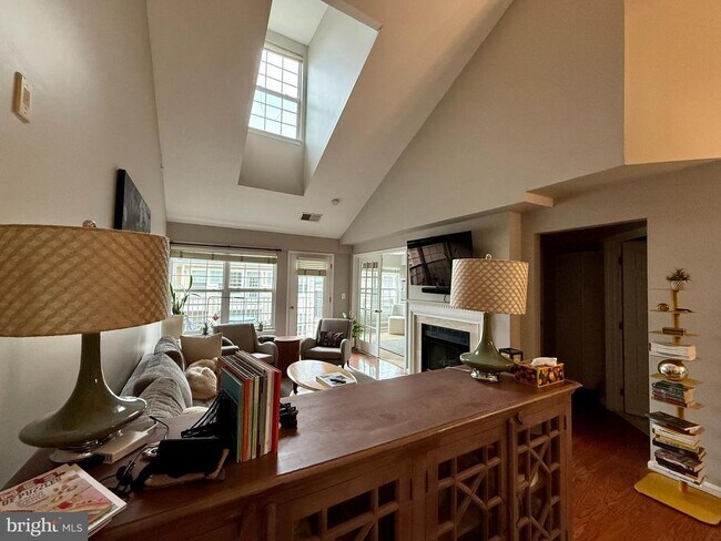 Building Photo - 2700 Bellforest Ct