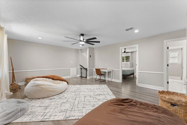 Building Photo - 5207 Alamosa Ln
