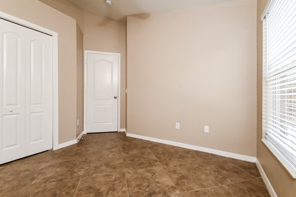 Building Photo - 8424 Deer Chase Dr