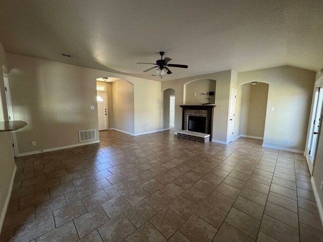 Building Photo - 6109 Newcastle Dr