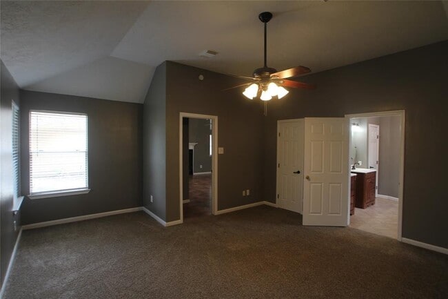 Building Photo - 3438 Brookwood Dr