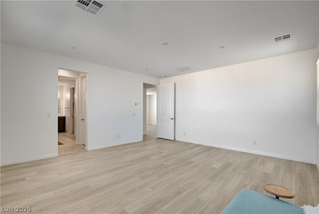 Building Photo - 10276 Thurso Ave