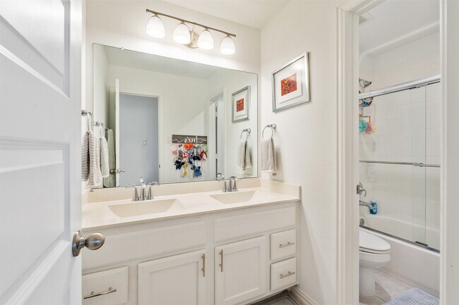 Building Photo - 17646 Northern Harrier Ct