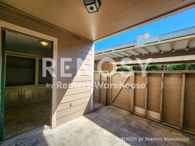 Building Photo - 17742 Kings Park Ln