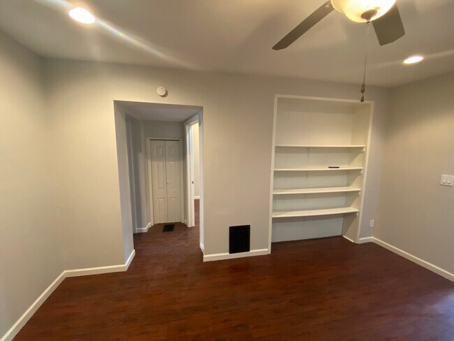 Building Photo - 1369 North Ogden Street