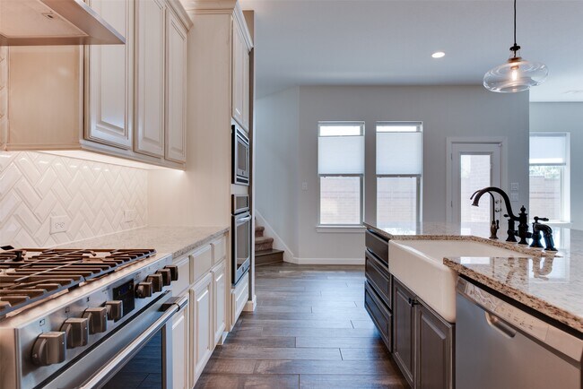 Building Photo - 15503 Bosque Valley Ct