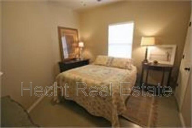 Building Photo - 180 Joanne Cv