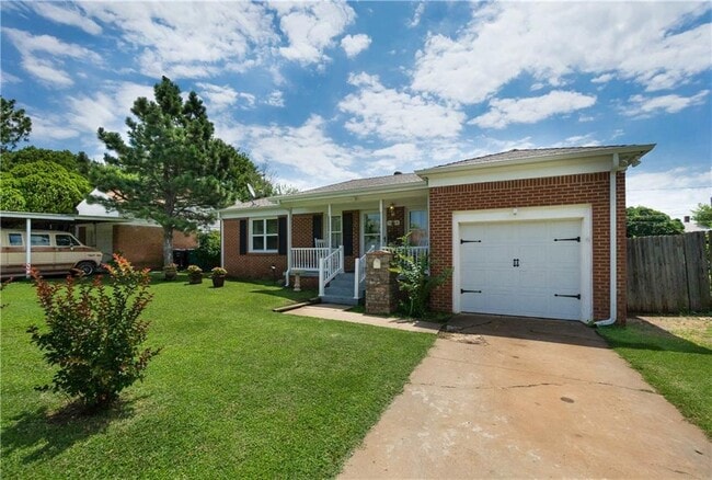 Primary Photo - 1504 Johnston Dr