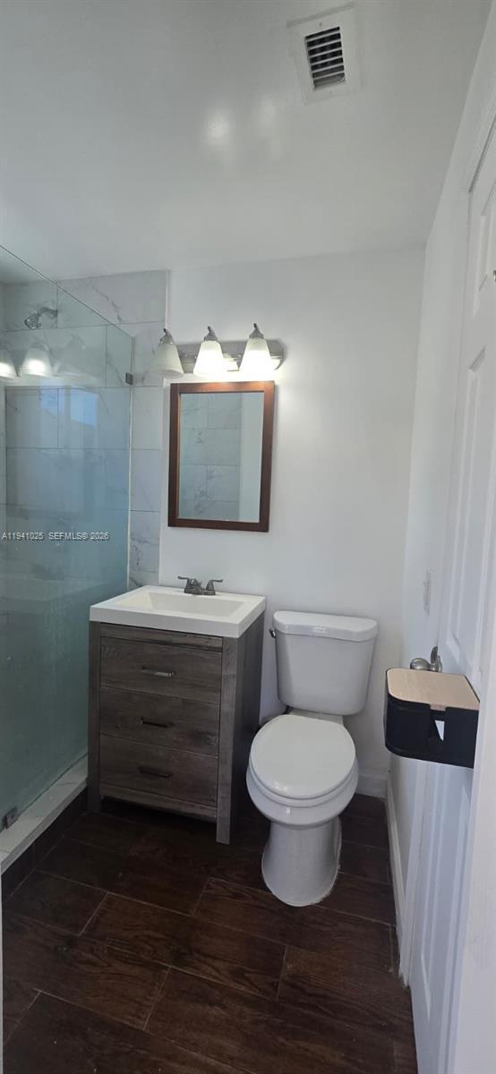 Building Photo - 8430 Harding Ave