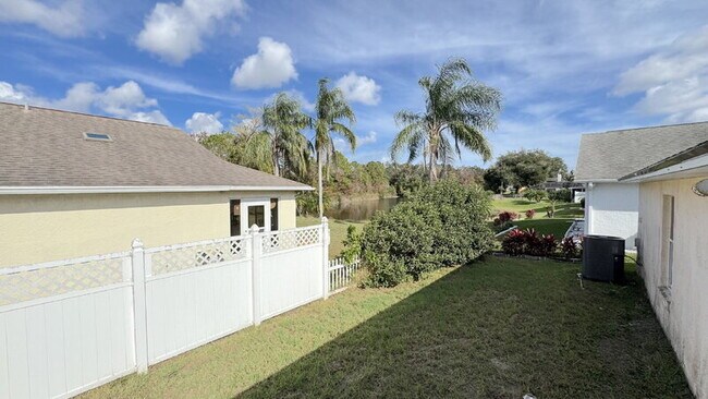 Building Photo - 1467 Bay Grove Dr