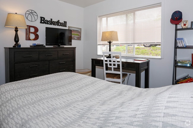 Lakeshore Place 150 Bellaire Ave Dayton OH 45420 Apartment Finder