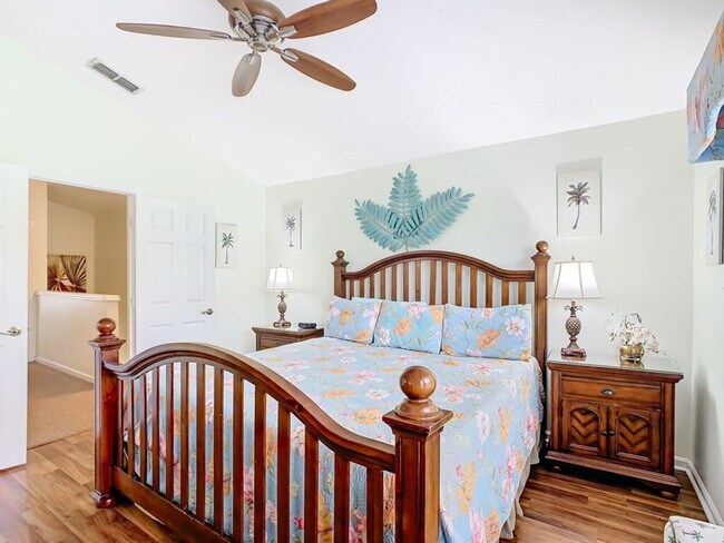 Building Photo - 2314 Silver Palm Dr