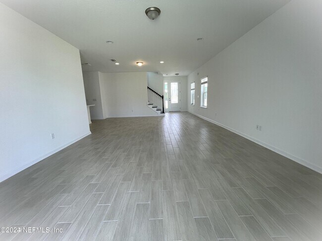 Building Photo - 139 Torres Trce
