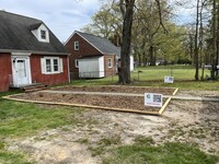 Building Photo - 5211 Shady Ln