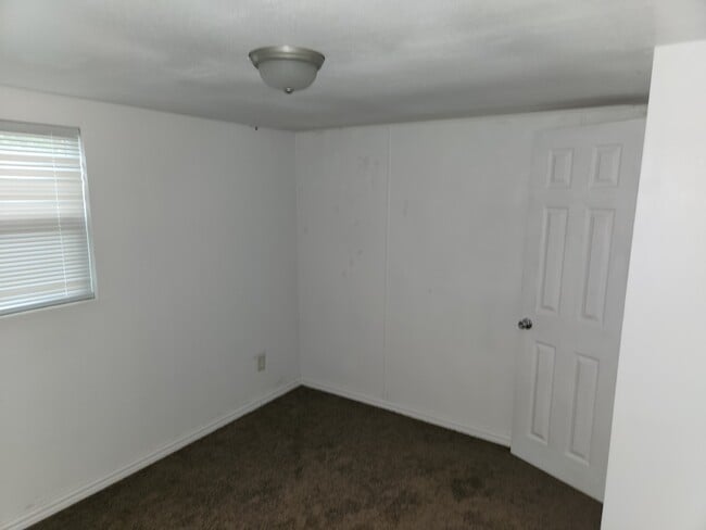 Building Photo - 108 Owens Cir