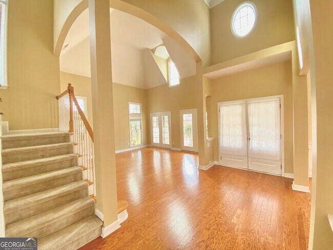 Building Photo - 1606 Cascade Overlook