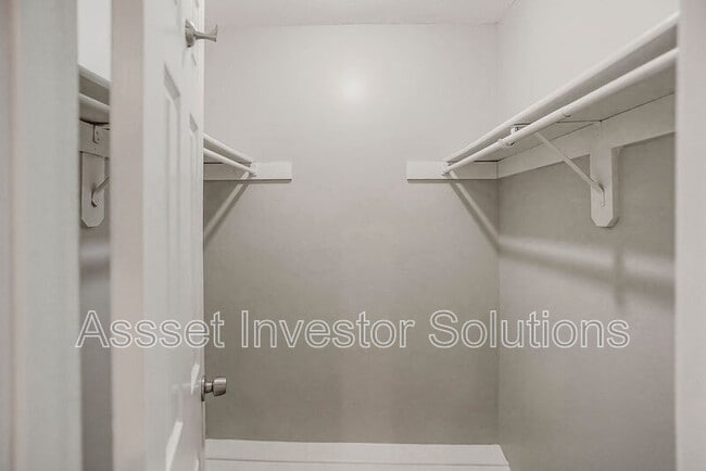 Building Photo - 11109 Delmar Ct