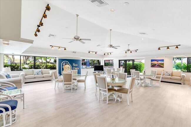 Building Photo - 402 Sea Oats Dr