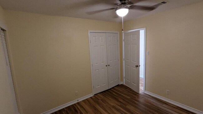 Building Photo - 7251 Rimwood St