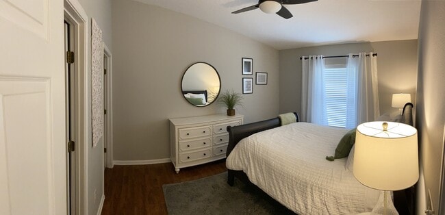 Building Photo - 7061 Snowy Canyon Dr
