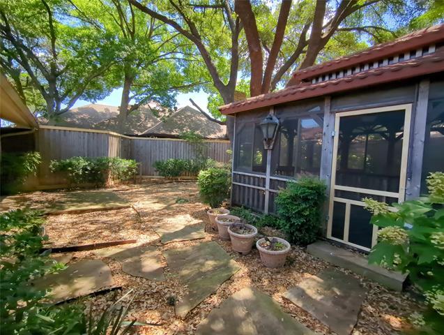 Building Photo - 9115 Boedeker Cir