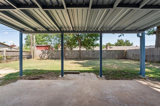 Building Photo - 4309 NW 56th Terrace