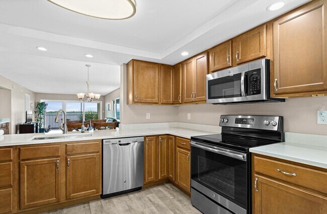 Building Photo - 250 S Sykes Creek Pky