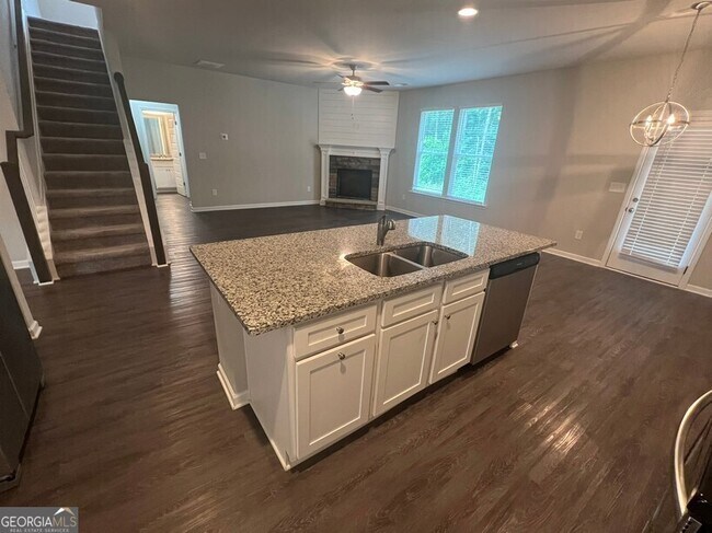 Building Photo - 50 Crabapple Ridge Dr